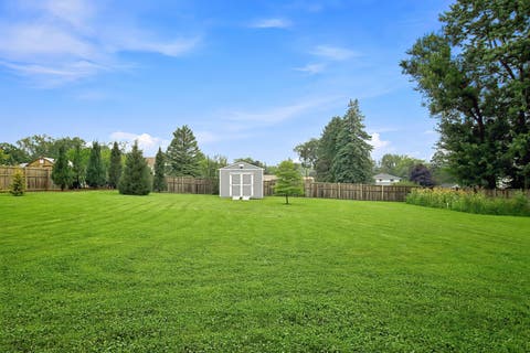 Tiny photo for 9S580 Clarendon Hills Road, Willowbrook, IL 60527 (MLS # 12731396)