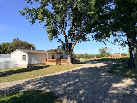 Tiny photo for 19 Barbeau Road, Murphysboro, IL 62966 (MLS # 12770115)