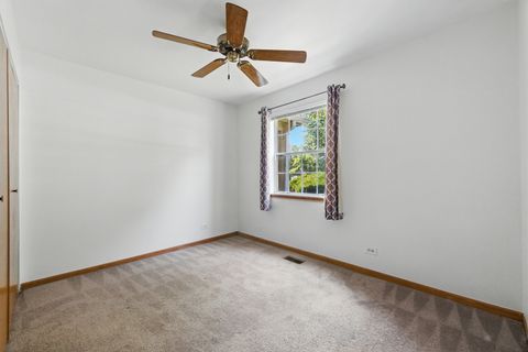 Tiny photo for 205 Glasgow Lane #V1, Schaumburg, IL 60194 (MLS # 12415259)