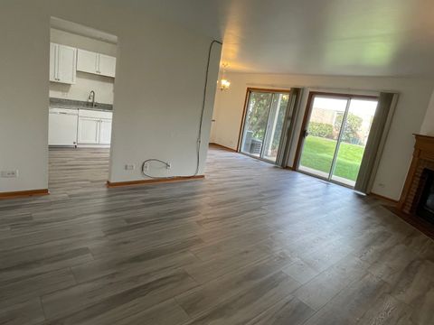 Tiny photo for 205 Glasgow Lane #V1, Schaumburg, IL 60194 (MLS # 12415259)