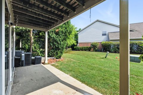 Tiny photo for 205 Glasgow Lane #V1, Schaumburg, IL 60194 (MLS # 12415259)
