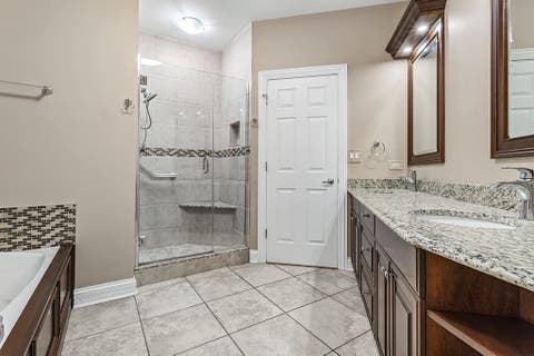 Tiny photo for 18106 Waterside Circle, Orland Park, IL 60467 (MLS # 12731017)