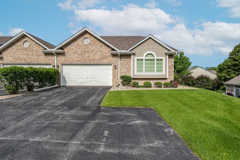 18106 Waterside Circle