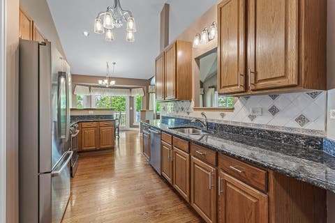Tiny photo for 18106 Waterside Circle, Orland Park, IL 60467 (MLS # 12731017)