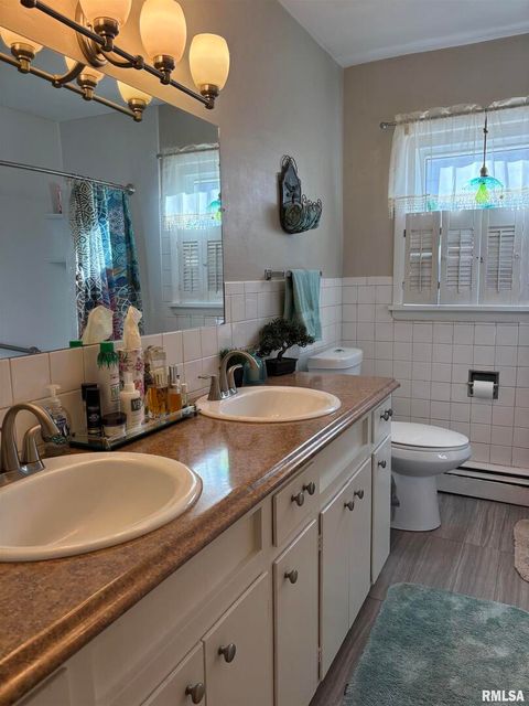 Tiny photo for 210 APPLE Lane, Anna, IL 62906 (MLS # EB460807)