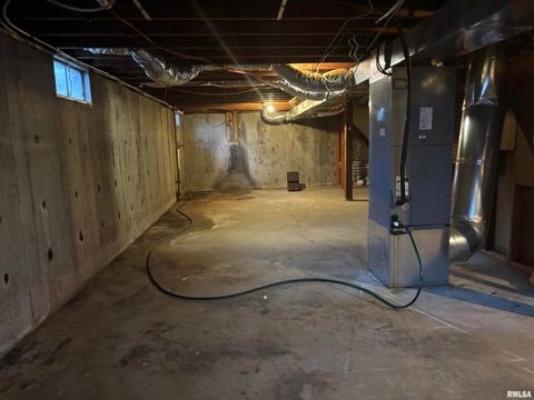 Tiny photo for 210 APPLE Lane, Anna, IL 62906 (MLS # EB460807)