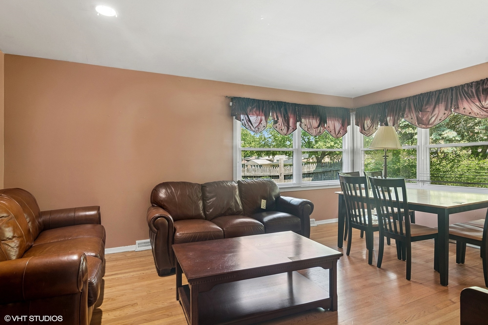 223 Kenloch Avenue
