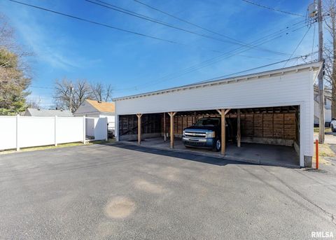 Tiny photo for 1440 12TH Street, Moline, IL 61265 (MLS # QC4269370)