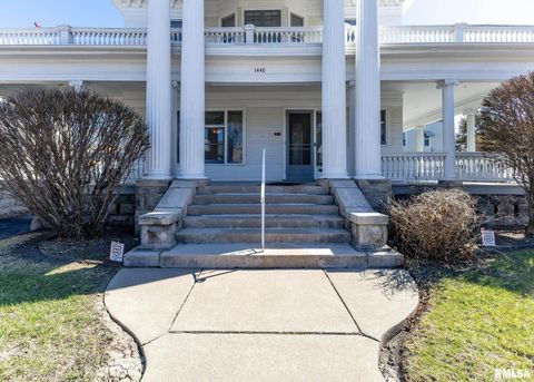 Tiny photo for 1440 12TH Street, Moline, IL 61265 (MLS # QC4269370)