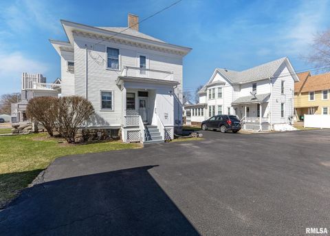 Tiny photo for 1440 12TH Street, Moline, IL 61265 (MLS # QC4269370)