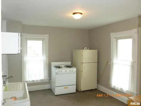 Tiny photo for 1440 12TH Street, Moline, IL 61265 (MLS # QC4269370)