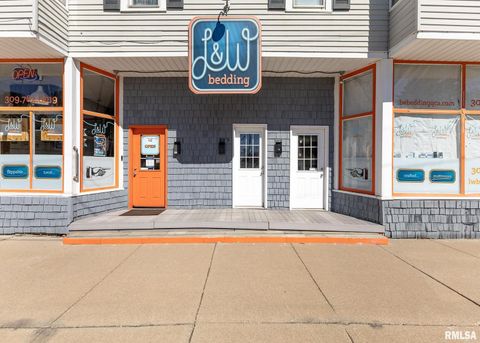 Tiny photo for 1440 12TH Street, Moline, IL 61265 (MLS # QC4269370)