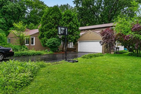 Tiny photo for 393 Warwick Lane, Lakewood, IL 60014 (MLS # 12660173)
