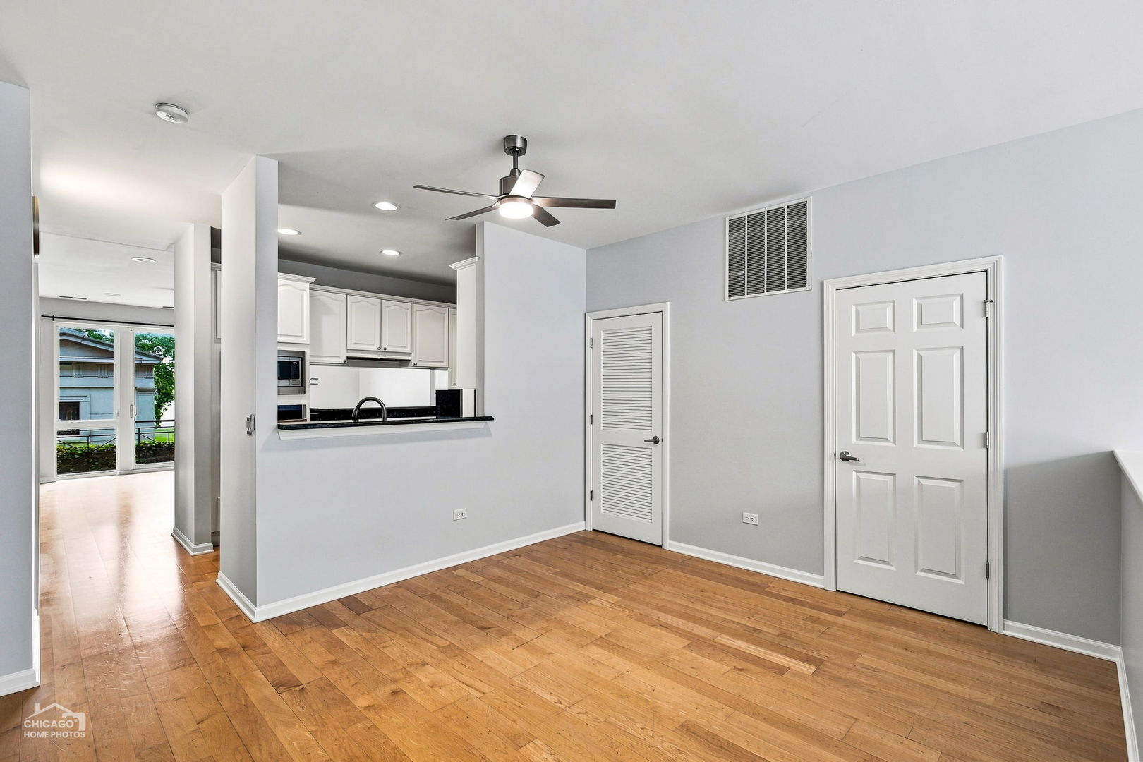 7768 N Sheridan Road 1