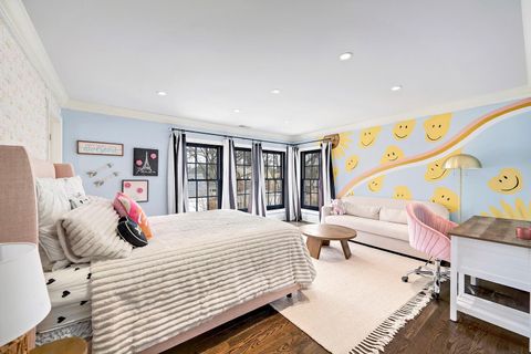 Tiny photo for 500 S Edgewood Avenue, La Grange, IL 60525 (MLS # 12473246)