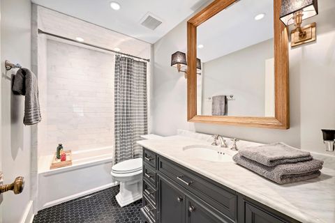 Tiny photo for 500 S Edgewood Avenue, La Grange, IL 60525 (MLS # 12473246)