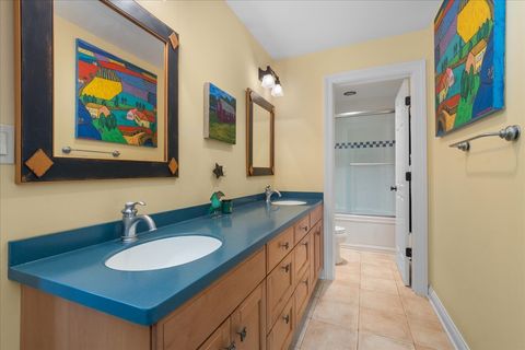 Tiny photo for 1005 Hiawatha Lane, Riverwoods, IL 60015 (MLS # 12441421)