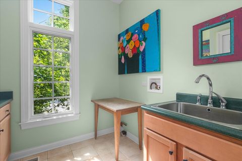 Tiny photo for 1005 Hiawatha Lane, Riverwoods, IL 60015 (MLS # 12441421)