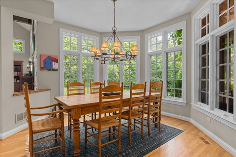 Tiny photo for 1005 Hiawatha Lane, Riverwoods, IL 60015 (MLS # 12441421)