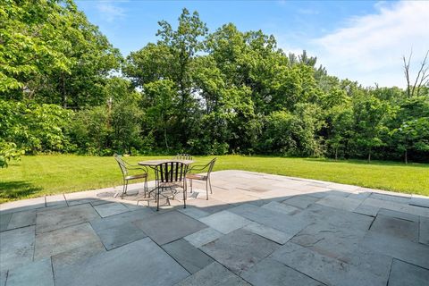 Tiny photo for 1005 Hiawatha Lane, Riverwoods, IL 60015 (MLS # 12441421)