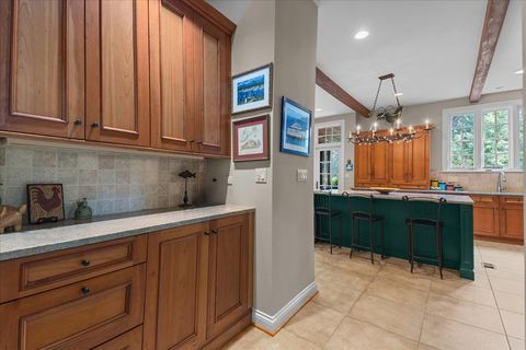 Tiny photo for 1005 Hiawatha Lane, Riverwoods, IL 60015 (MLS # 12441421)