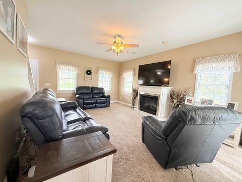Tiny photo for 312 Cherokee Drive, Harrisburg, IL 62946 (MLS # 12607599)