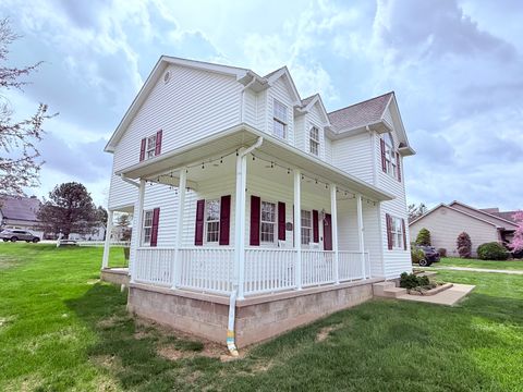 Tiny photo for 312 Cherokee Drive, Harrisburg, IL 62946 (MLS # 12607599)