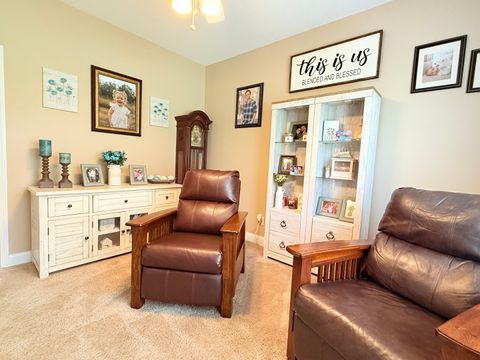 Tiny photo for 312 Cherokee Drive, Harrisburg, IL 62946 (MLS # 12607599)