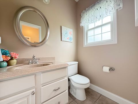 Tiny photo for 312 Cherokee Drive, Harrisburg, IL 62946 (MLS # 12607599)