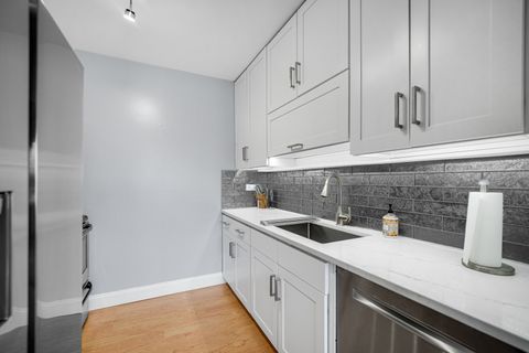 Tiny photo for 10735 W 5th Avenue #404, Countryside, IL 60525 (MLS # 12641919)