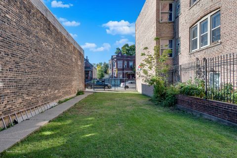Tiny photo for 3916 W Grand Avenue, Chicago, IL 60651 (MLS # 12548828)