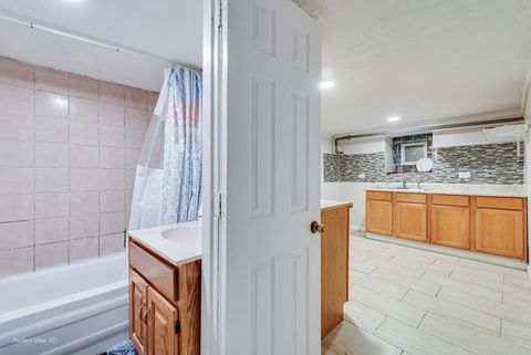 Tiny photo for 3916 W Grand Avenue, Chicago, IL 60651 (MLS # 12548828)