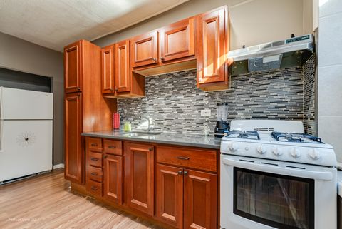 Tiny photo for 3916 W Grand Avenue, Chicago, IL 60651 (MLS # 12548828)