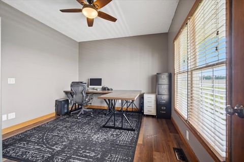 Tiny photo for 1101 N Pine Street, El Paso, IL 61738 (MLS # 12561578)