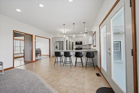 Tiny photo for 1101 N Pine Street, El Paso, IL 61738 (MLS # 12561578)