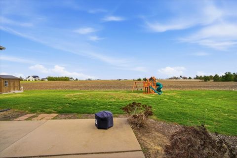 Tiny photo for 1101 N Pine Street, El Paso, IL 61738 (MLS # 12561578)