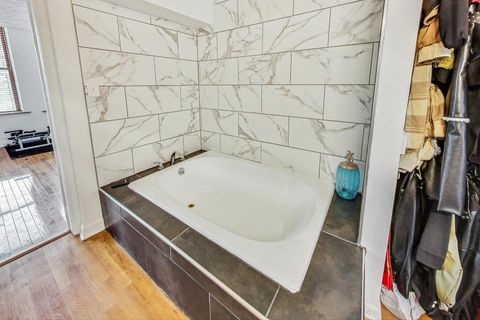 Tiny photo for 4364 S Oakenwald Avenue, Chicago, IL 60653 (MLS # 12460775)