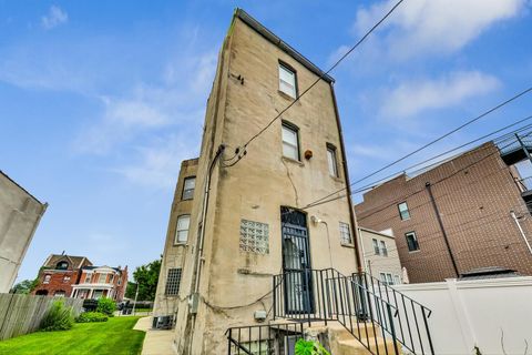 Tiny photo for 4364 S Oakenwald Avenue, Chicago, IL 60653 (MLS # 12460775)