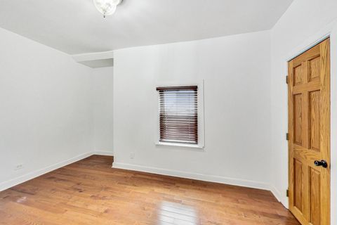 Tiny photo for 4364 S Oakenwald Avenue, Chicago, IL 60653 (MLS # 12460775)