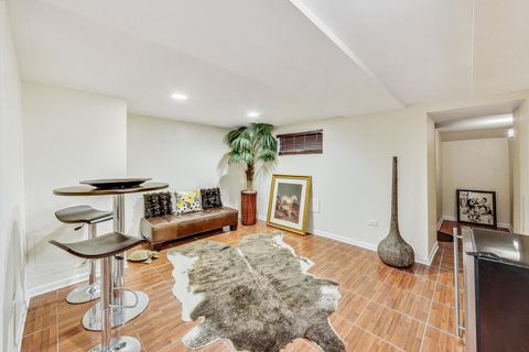Tiny photo for 4364 S Oakenwald Avenue, Chicago, IL 60653 (MLS # 12460775)