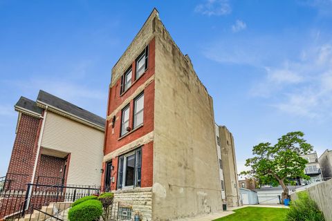 Tiny photo for 4364 S Oakenwald Avenue, Chicago, IL 60653 (MLS # 12460775)