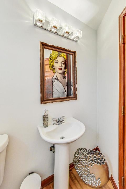 Tiny photo for 4364 S Oakenwald Avenue, Chicago, IL 60653 (MLS # 12460775)
