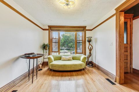 Tiny photo for 4364 S Oakenwald Avenue, Chicago, IL 60653 (MLS # 12460775)