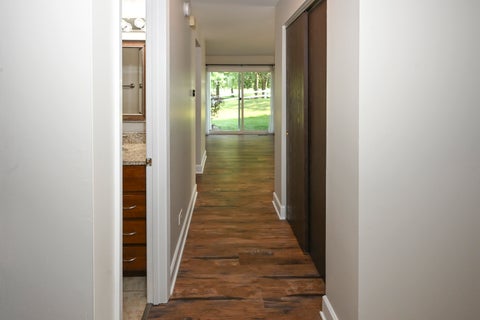 Tiny photo for 230 University Lane, Elk Grove Village, IL 60007 (MLS # 12702953)