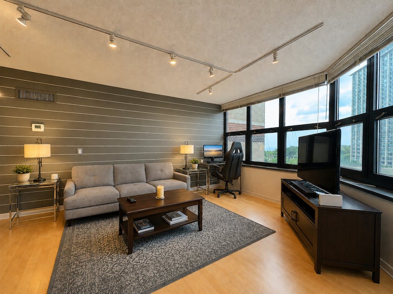 3660 N LAKE SHORE Drive 713