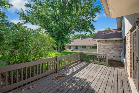 Tiny photo for 110 Villa Way #110, Bloomingdale, IL 60108 (MLS # 12699927)