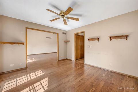 Tiny photo for 110 Villa Way #110, Bloomingdale, IL 60108 (MLS # 12699927)