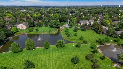 Tiny photo for 110 Villa Way #110, Bloomingdale, IL 60108 (MLS # 12699927)
