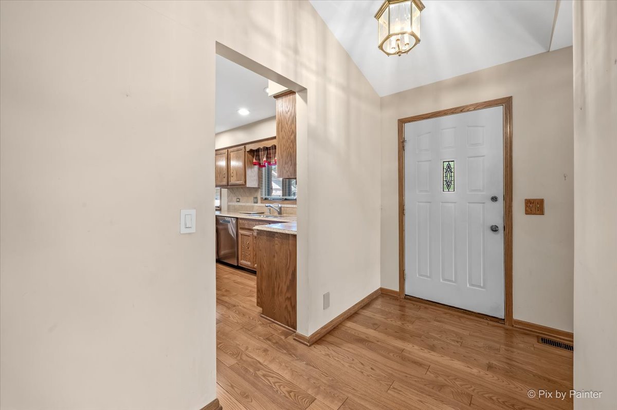 110 Villa Way 110