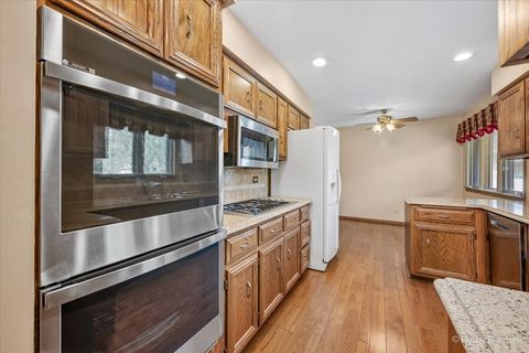 Tiny photo for 110 Villa Way #110, Bloomingdale, IL 60108 (MLS # 12699927)